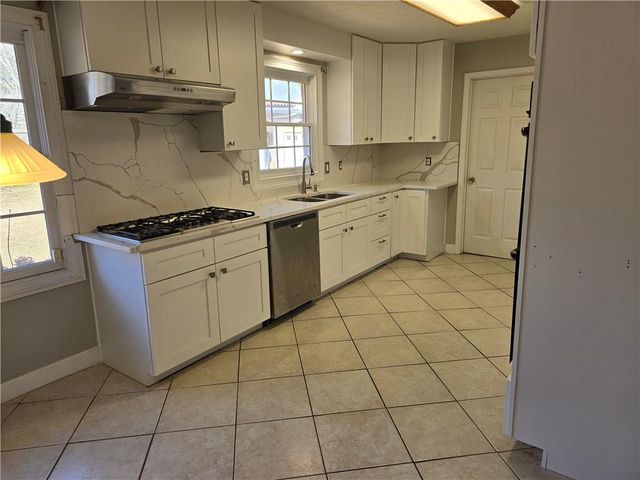 3258 Old Salem SE Road, Conyers, GA 30013