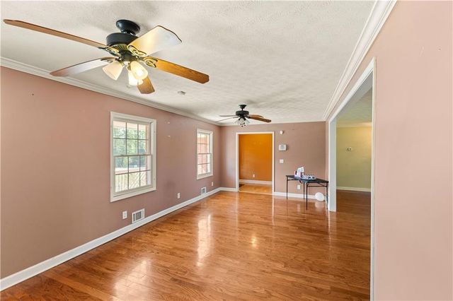 3258 Old Salem Road SE, Conyers, GA 30013