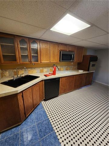 3258 Old Salem SE Road, Conyers, GA 30013