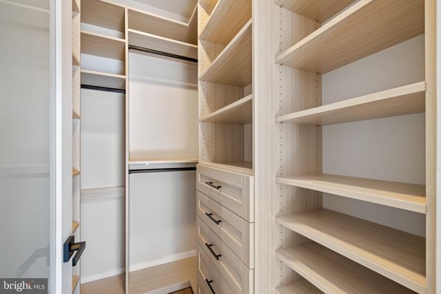 2130 SPRING ST, Philadelphia, PA 19103