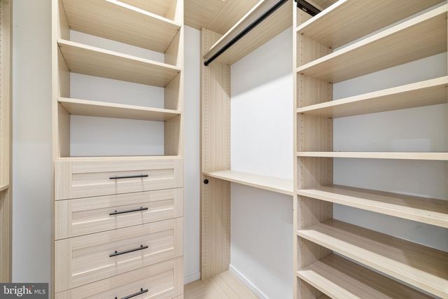 2130 SPRING ST, Philadelphia, PA 19103