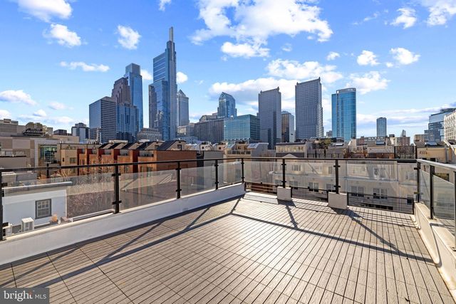 2130 SPRING ST, Philadelphia, PA 19103