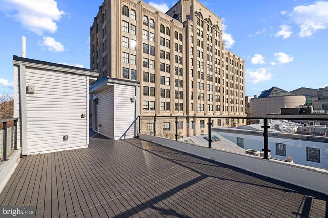 2130 SPRING ST, Philadelphia, PA 19103