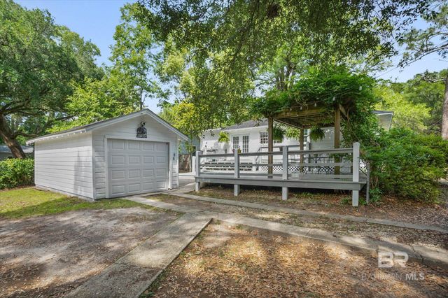 251 N Wacker Lane, Mobile, AL 36608