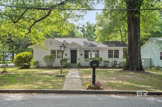251 N Wacker Lane, Mobile, AL 36608