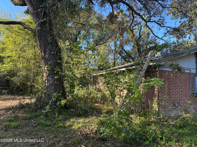 1304 May Street, Ocean Springs, MS 39564