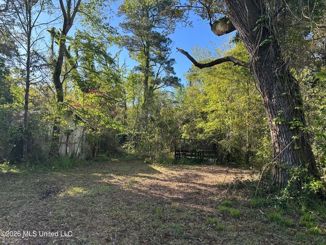 1304 May Street, Ocean Springs, MS 39564