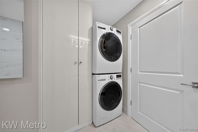 4251 Derry Road, Bloomfield Hills, MI 48302