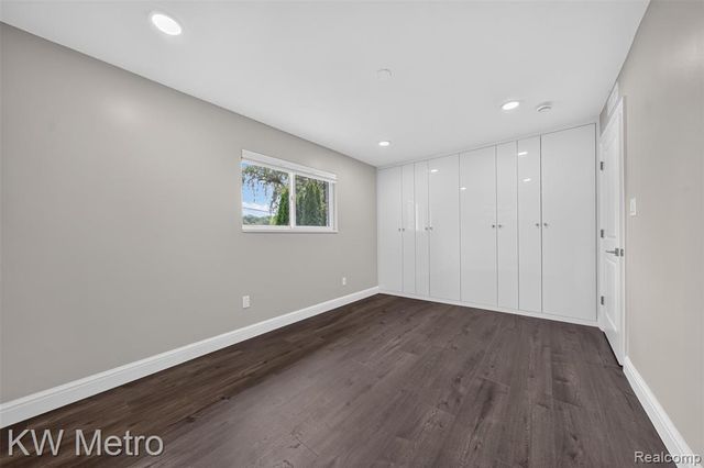 4251 Derry Road, Bloomfield Hills, MI 48302
