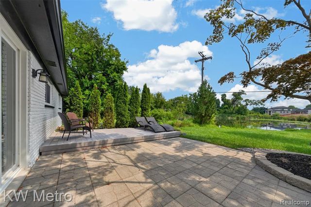 4251 Derry Road, Bloomfield Hills, MI 48302