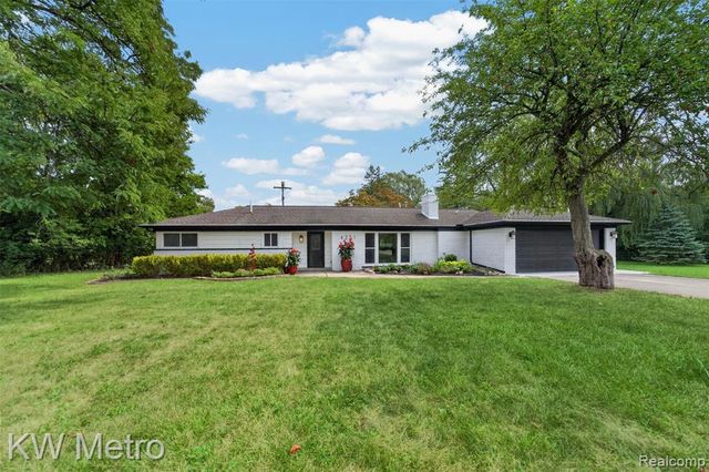 4251 Derry Road, Bloomfield Hills, MI 48302