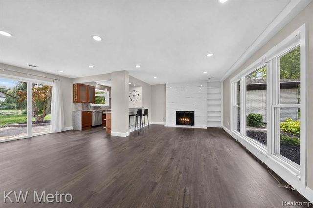 4251 Derry Road, Bloomfield Hills, MI 48302