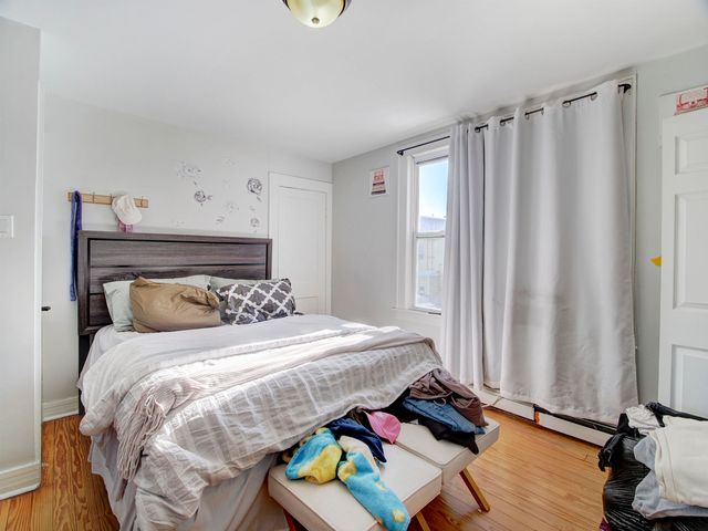26 EAST 49TH ST, Bayonne, NJ 07002