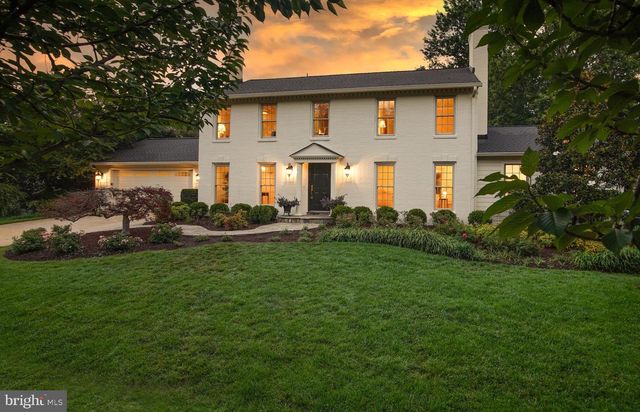 2504 W MEREDITH DR, Vienna, VA 22181