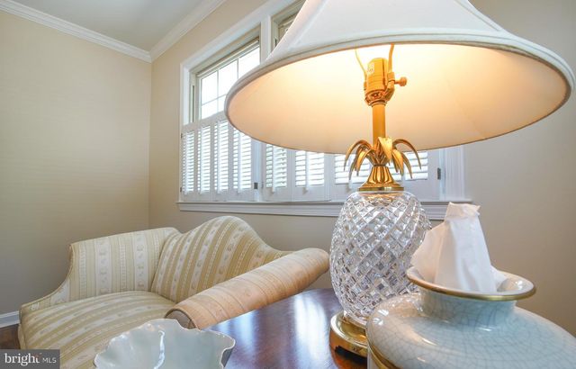2504 W MEREDITH DR, Vienna, VA 22181