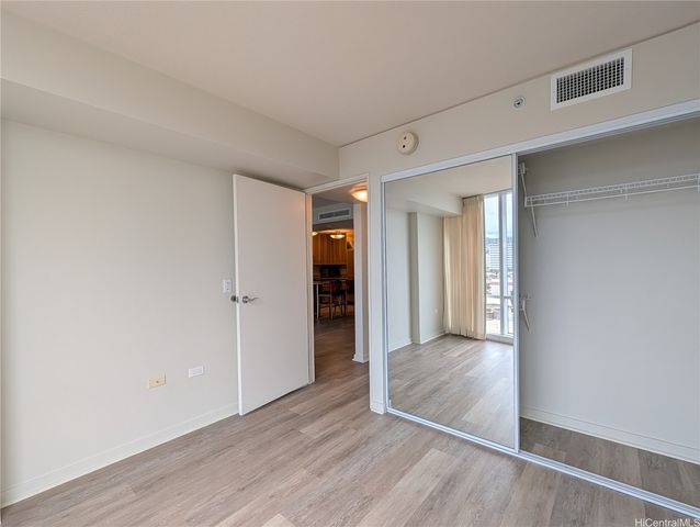 1296 Kapiolani Boulevard II809, Honolulu, HI 96814