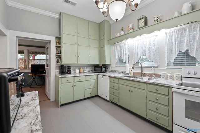 1247 East Main Street, Albertville, AL 35951