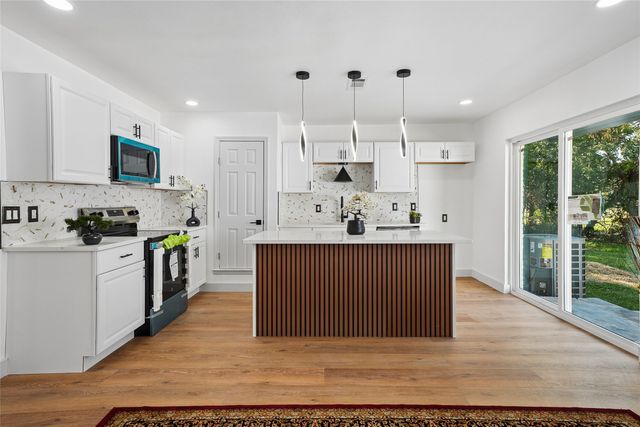 2818 Lowell Drive, Irving, TX 75062