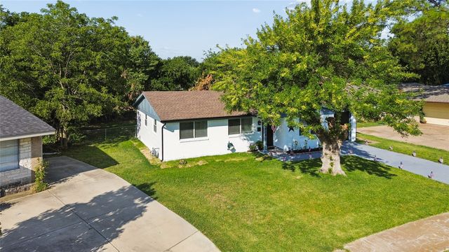 2818 Lowell Drive, Irving, TX 75062