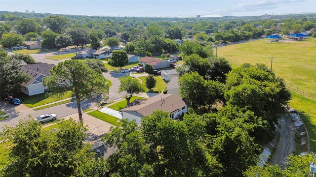 2818 Lowell Drive, Irving, TX 75062