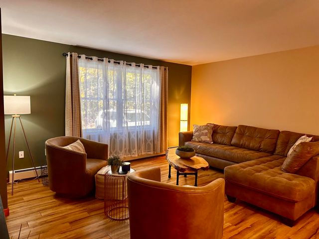 1532 East Conway Road, Conway, NH 03813