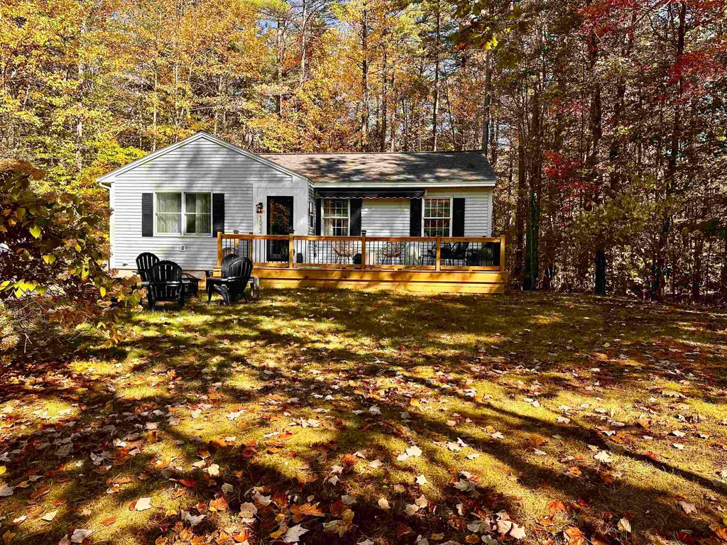 1532 East Conway Road, Conway, NH 03813