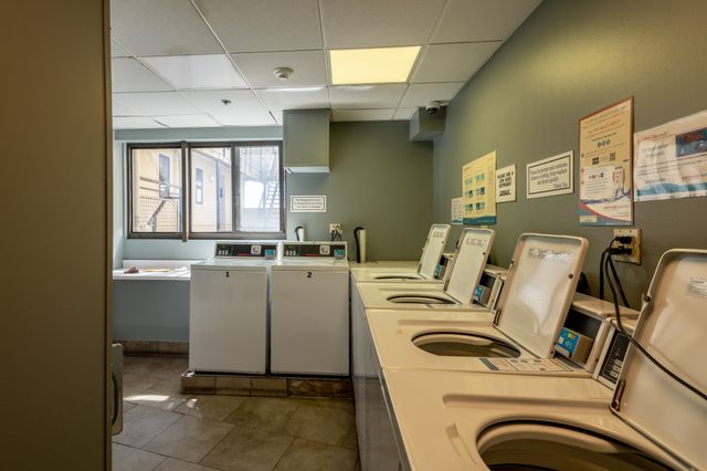 12 Stoneholm St 315, Boston, MA 02115