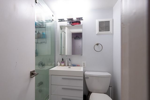 12 Stoneholm St 315, Boston, MA 02115