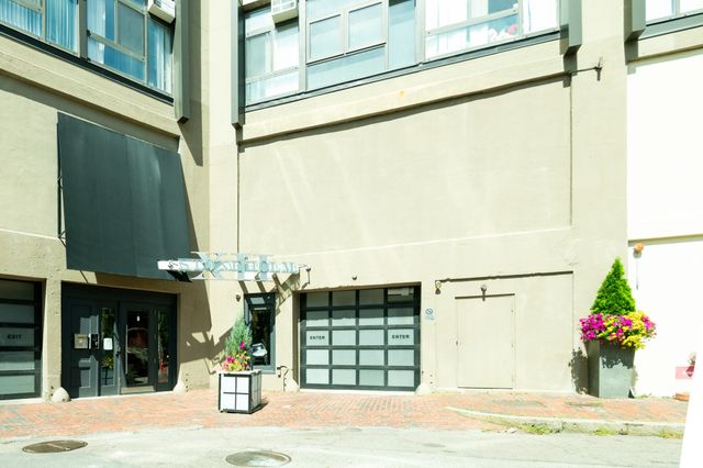 12 Stoneholm St 315, Boston, MA 02115