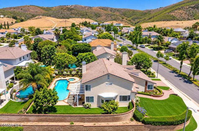5801 Middle Crest Drive, Agoura Hills, CA 91301