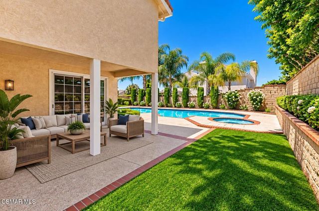 5801 Middle Crest Drive, Agoura Hills, CA 91301