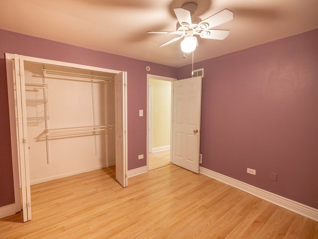 9170 Crescent Court, Oak Lawn, IL 60453