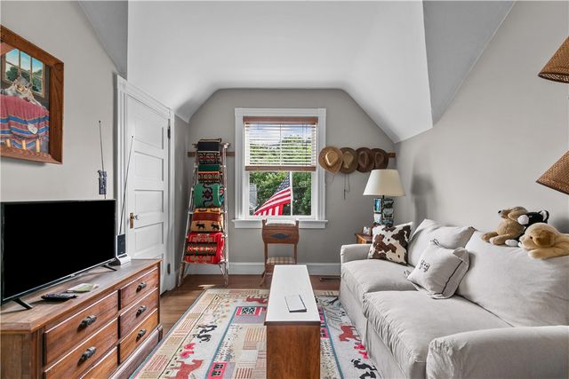 43 Sherman Street, Newport, RI 02840