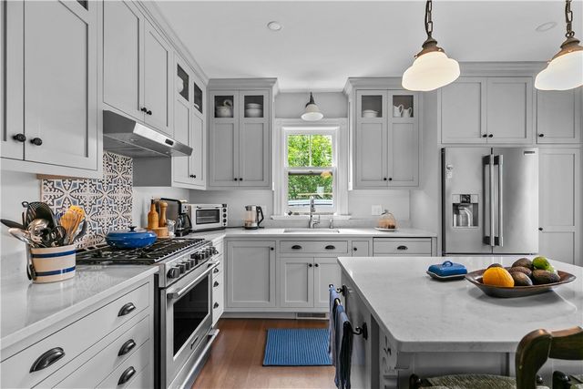 43 Sherman Street, Newport, RI 02840