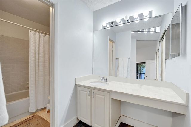 11970 NW 11th Street 11970, Pembroke Pines, FL 33026