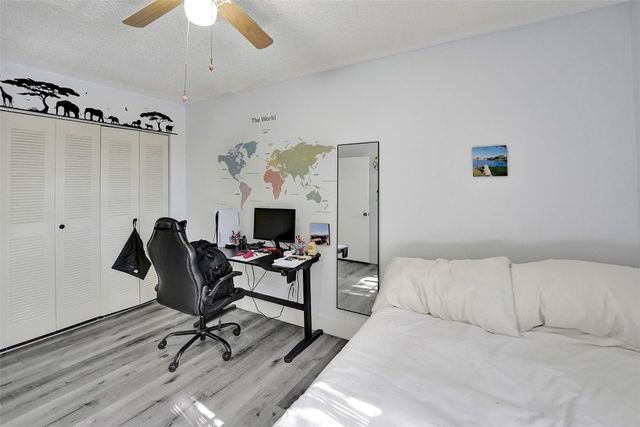 11970 NW 11th Street 11970, Pembroke Pines, FL 33026