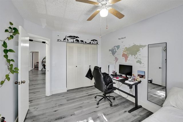 11970 NW 11th Street 11970, Pembroke Pines, FL 33026