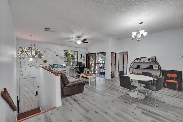 11970 NW 11th Street 11970, Pembroke Pines, FL 33026