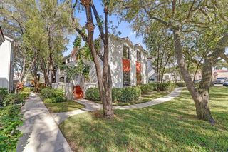 11970 NW 11th Street 11970, Pembroke Pines, FL 33026