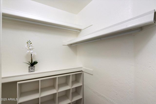 16602 N 25TH Street 215, Phoenix, AZ 85032