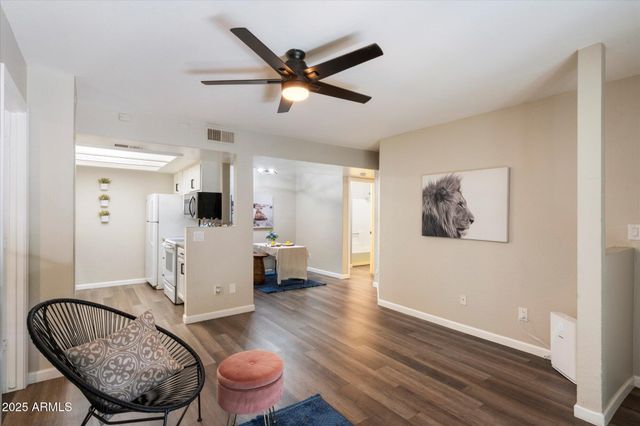 16602 N 25TH Street 215, Phoenix, AZ 85032