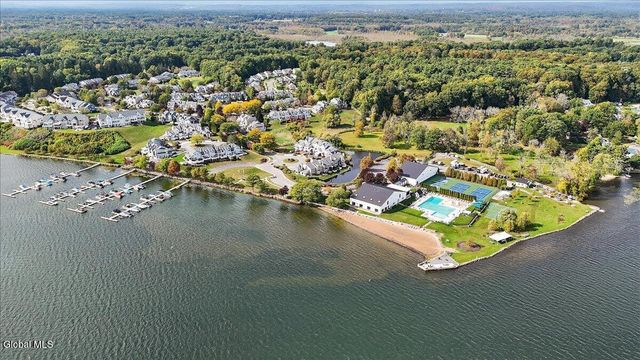 22 Lakeview Road, Saratoga Springs, NY 12866