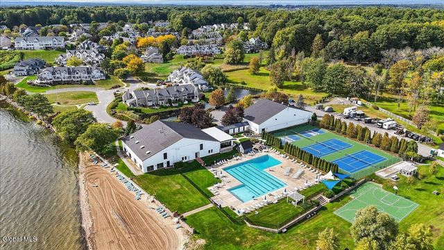 22 Lakeview Road, Saratoga Springs, NY 12866