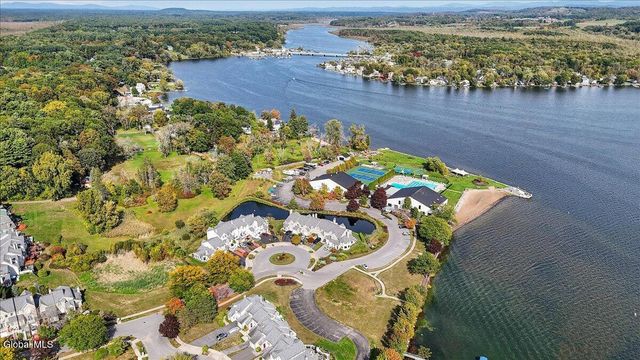 22 Lakeview Road, Saratoga Springs, NY 12866