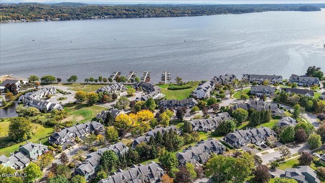 22 Lakeview Road, Saratoga Springs, NY 12866