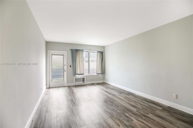 7725 Carlyle Ave 10, Miami Beach, FL 33141