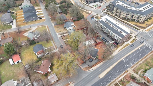 400 Bowman Road 1, Charlotte, NC 28217