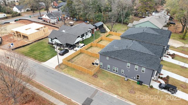 400 Bowman Road 1, Charlotte, NC 28217