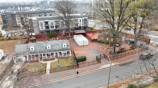 400 Bowman Road 1, Charlotte, NC 28217