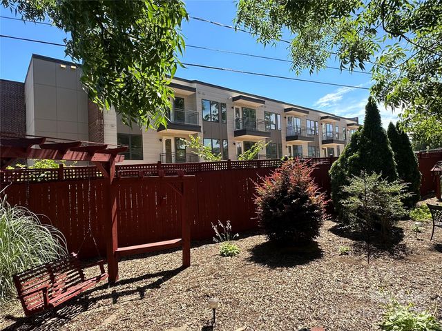 400 Bowman Road 1, Charlotte, NC 28217